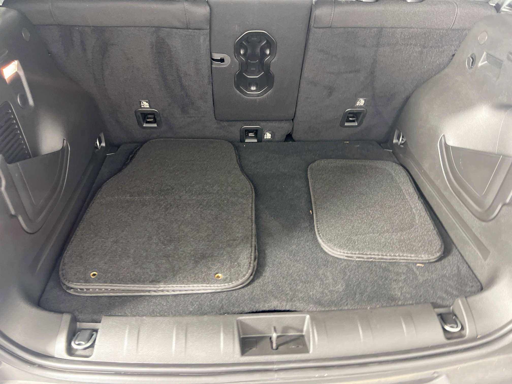 Used 2022 Jeep Renegade Latitude w/ Convenience Group image 25