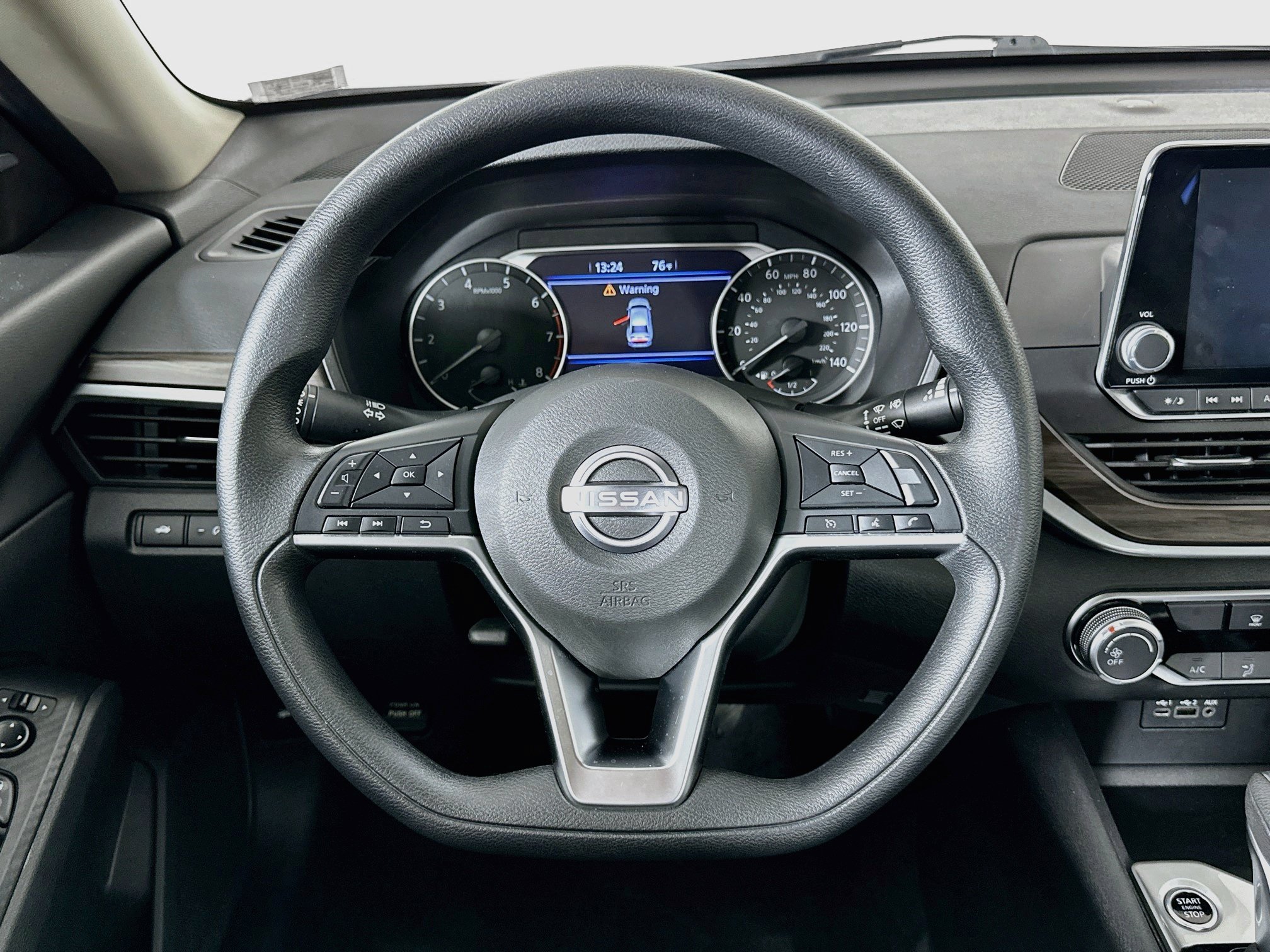 Used 2025 Nissan Altima 2.5 SV FWD image 18