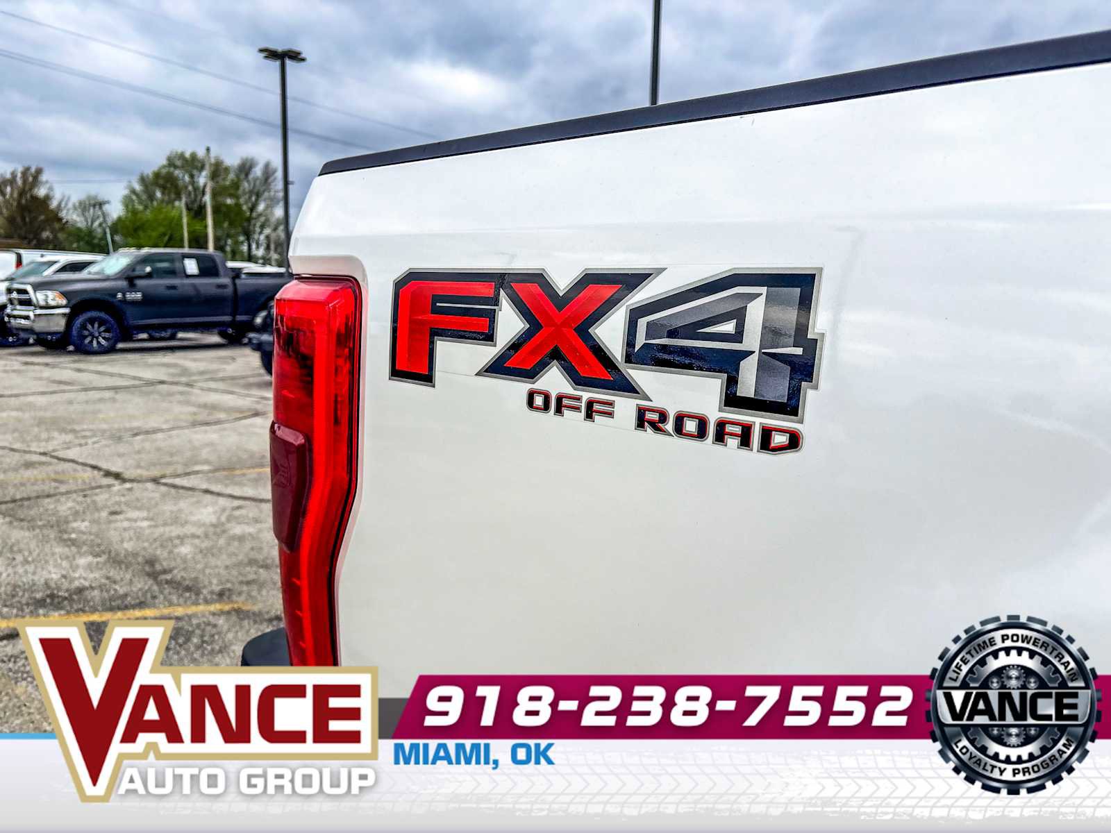 Used 2019 Ford F250 Lariat w/ Lariat Ultimate Package image 11