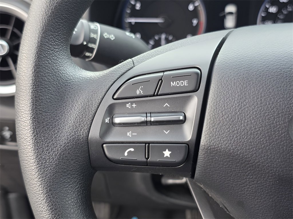 Used 2023 Hyundai Kona SEL image 25