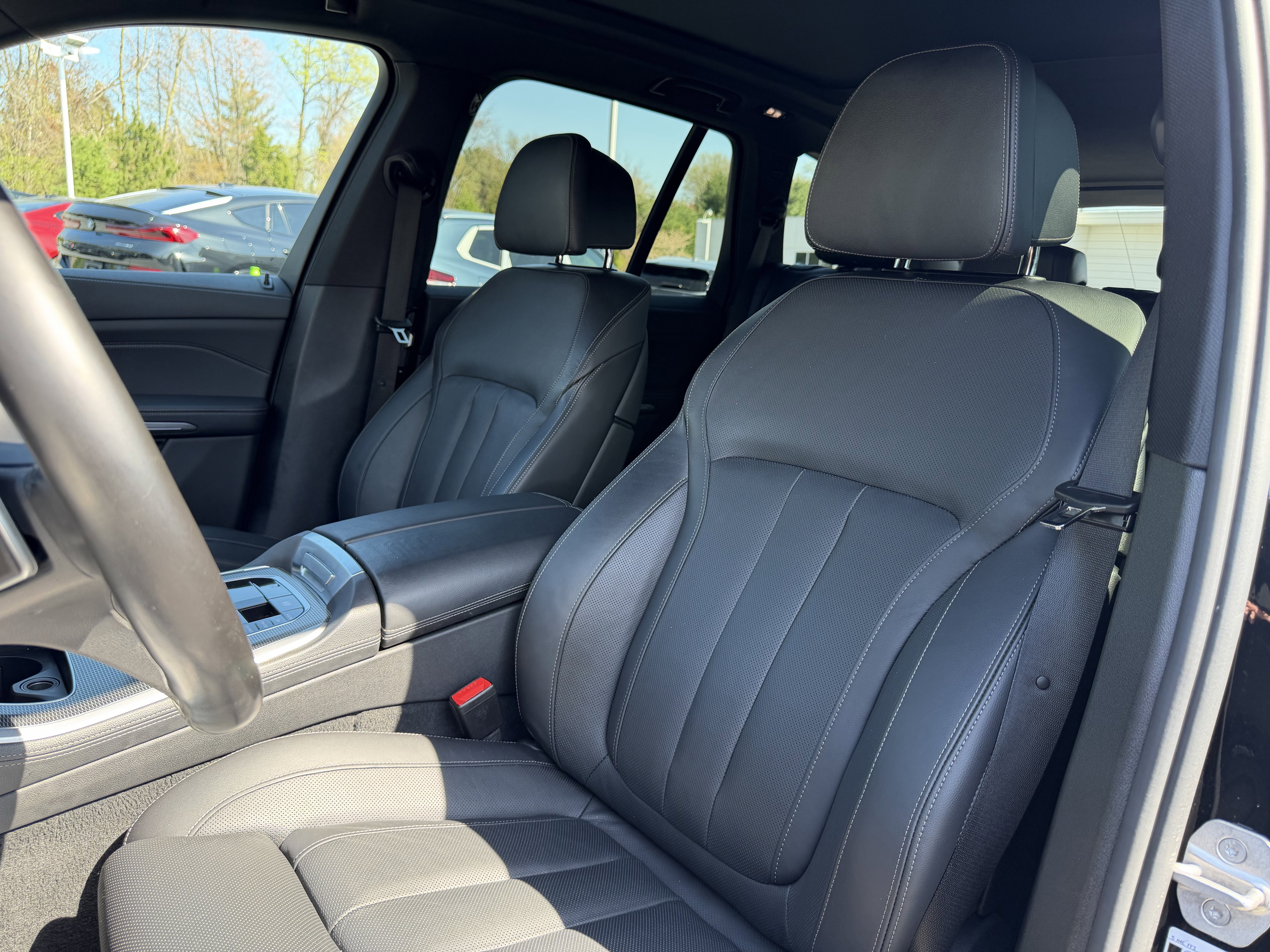 Certified 2022 BMW X5 M50i AWD/4WD image 10