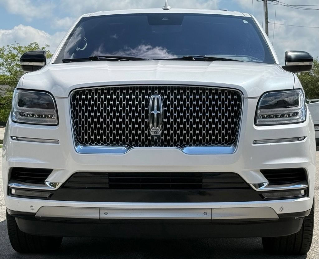 Used 2019 Lincoln Navigator L Reserve AWD/4WD image 8