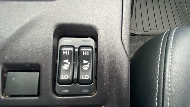 Used 2017 Subaru Impreza 2.0i Limited image 30