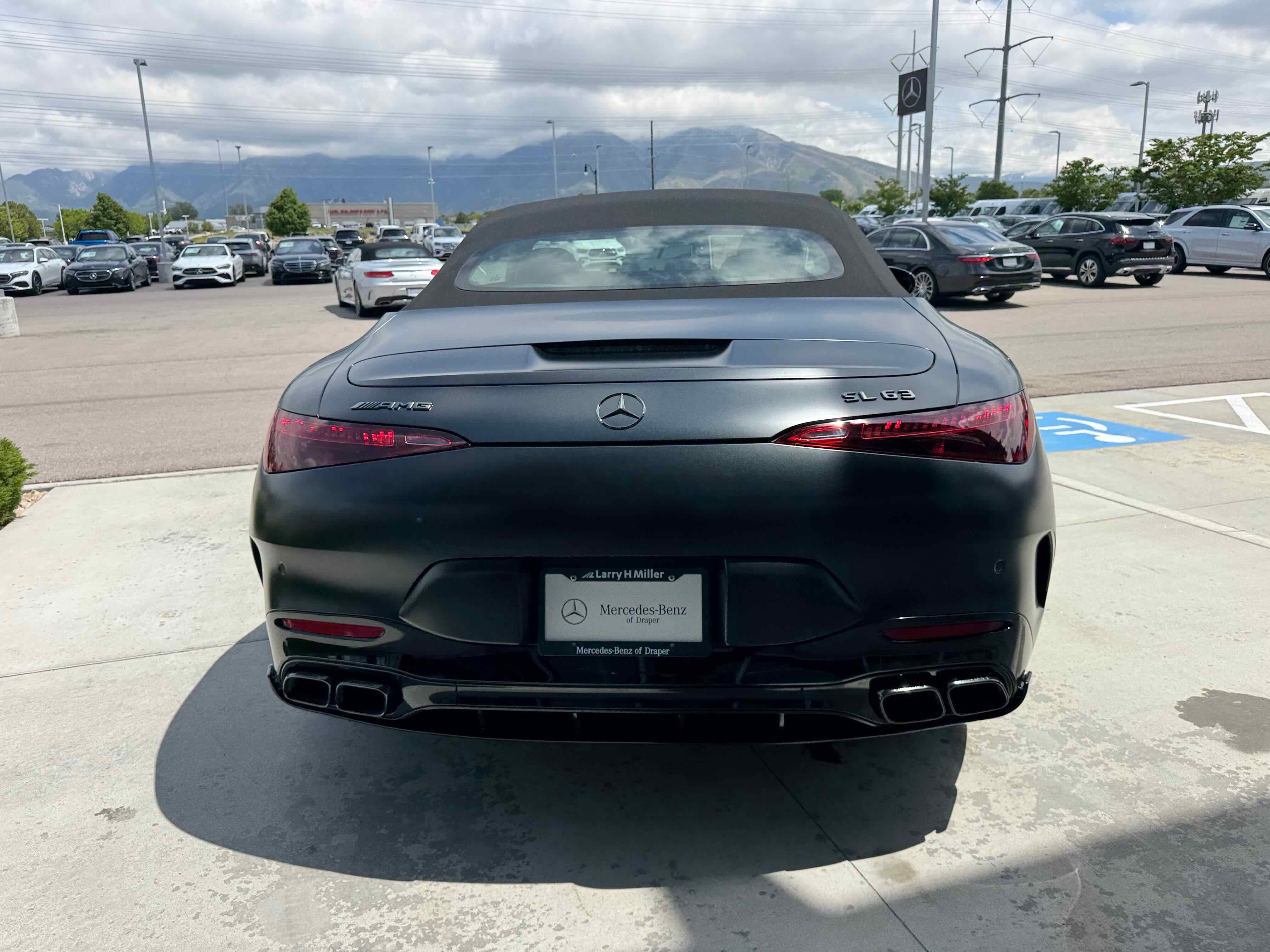 New 2025 Mercedes-Benz SL 63 AMG 4MATIC image 7