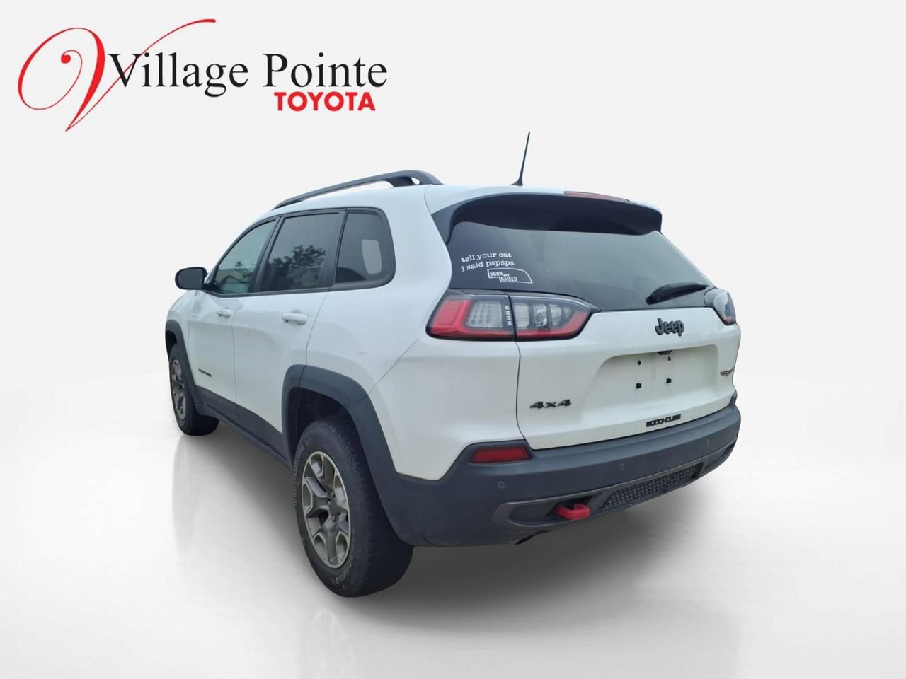 Used 2020 Jeep Cherokee Trailhawk w/ Cold Weather Group AWD/4WD image 2