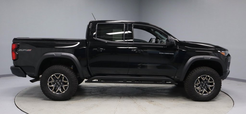 Used 2026 Chevrolet Colorado ZR2 w/ Technology Package image 13