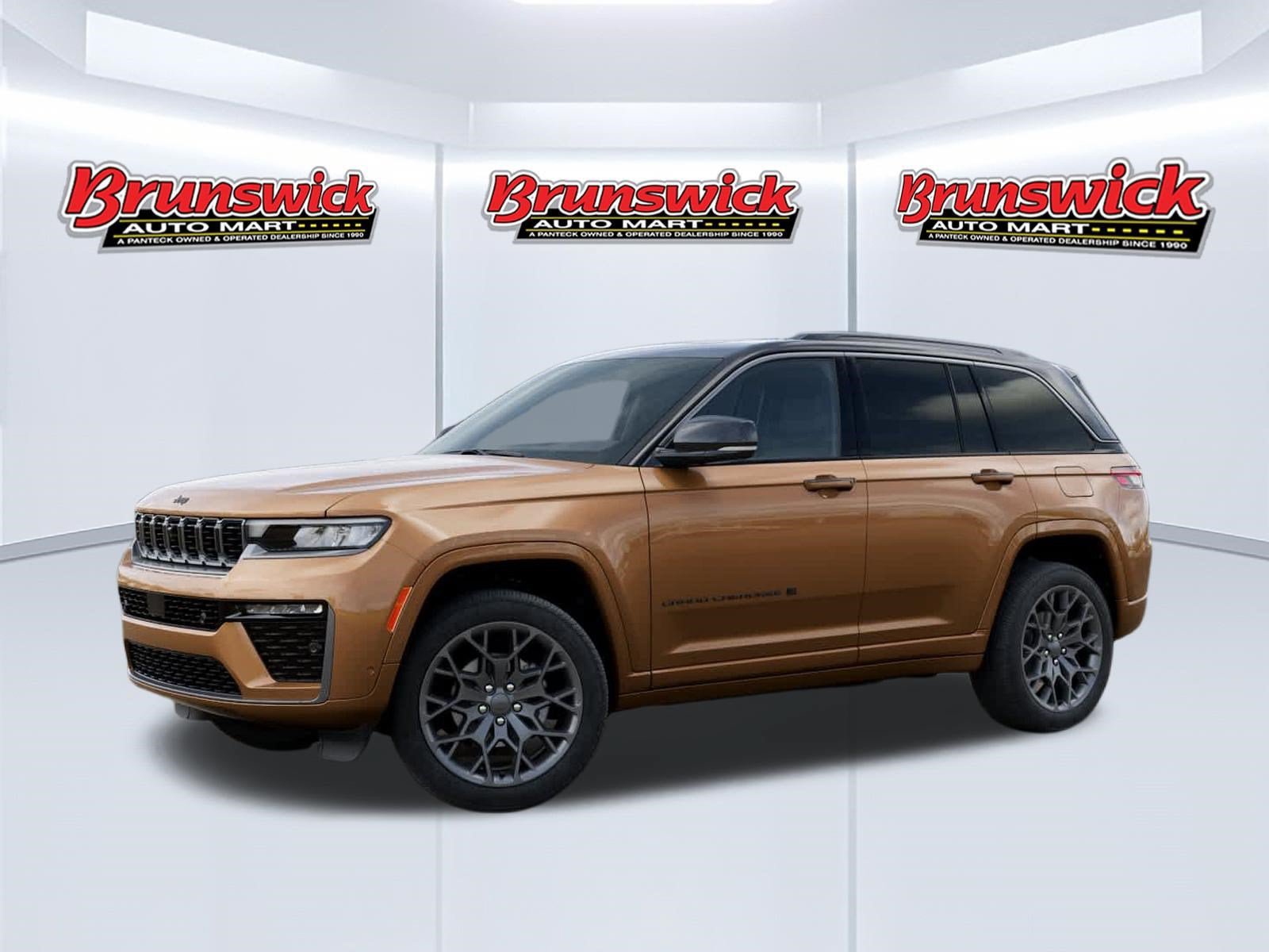 New 2026 Jeep Grand Cherokee Summit w/ Obsidian Package AWD/4WD image 2