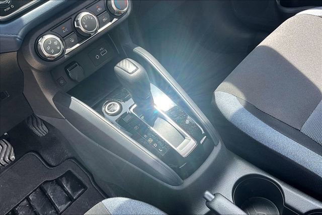 New 2025 Nissan Versa SV w/ Trunk Package FWD image 12