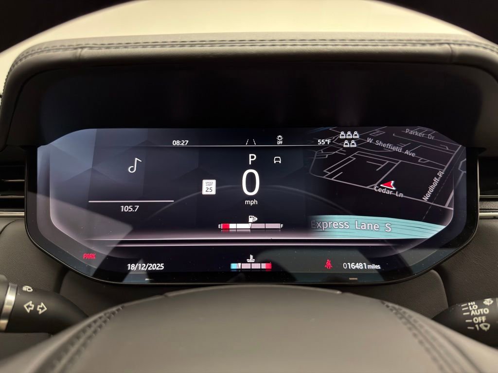 Used 2024 Land Rover Range Rover Long Wheelbase Autobiography image 16