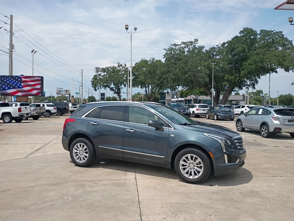 Used 2019 Cadillac XT5 FWD image 17