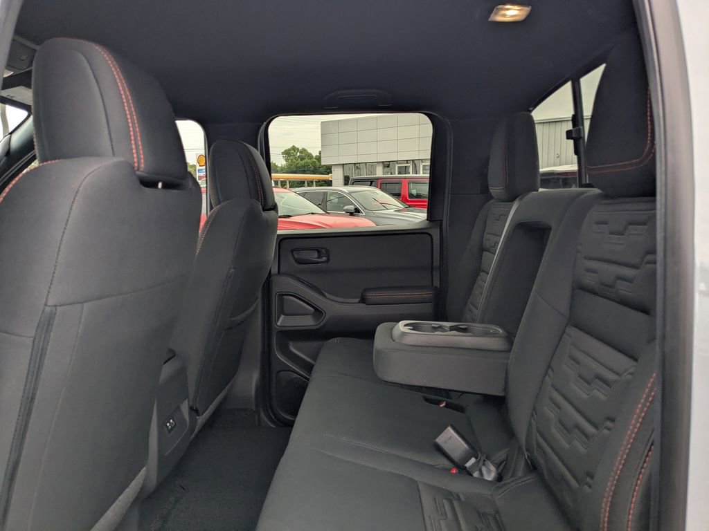 Used 2026 Nissan Frontier PRO-4X w/ Tow Package AWD/4WD image 14