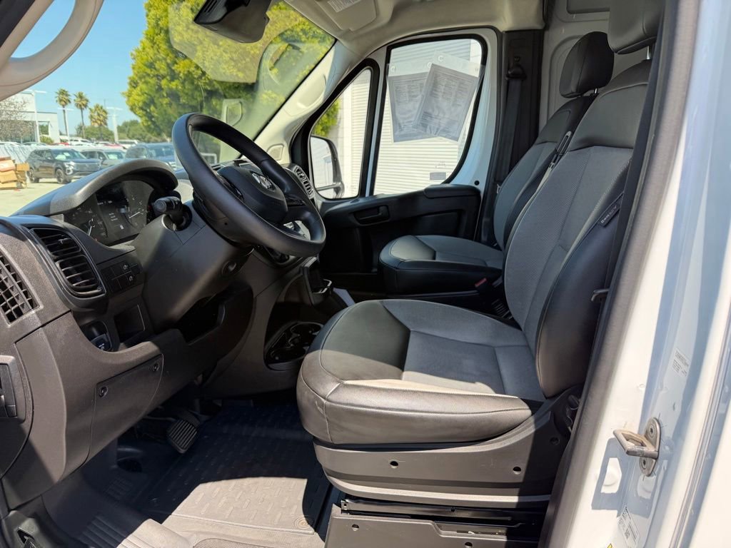 Used 2023 RAM ProMaster 2500 FWD image 13