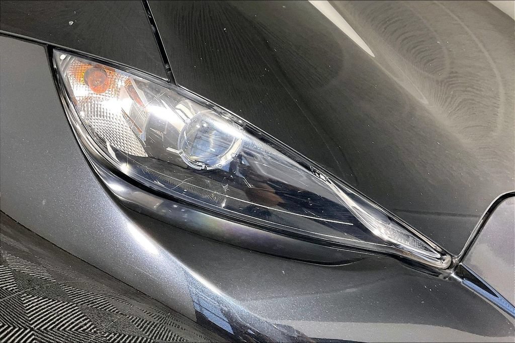 Used 2020 MAZDA MX-5 Miata RF Club RWD image 25
