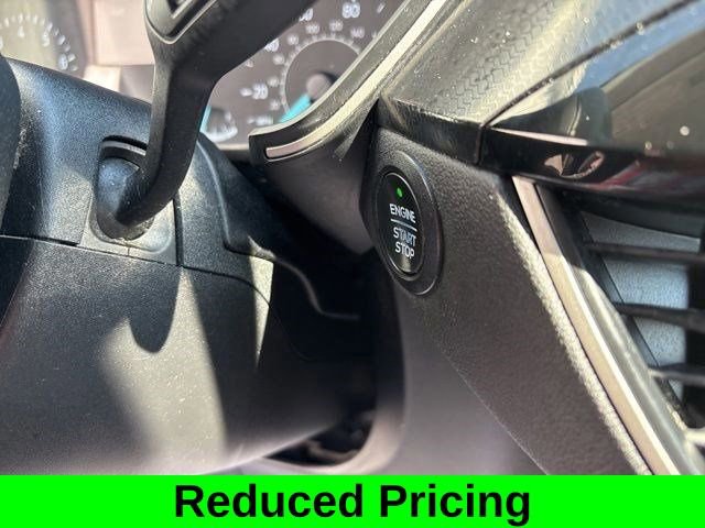 Used 2022 Ford Escape SEL w/ SEL Stealth AWD Package image 20