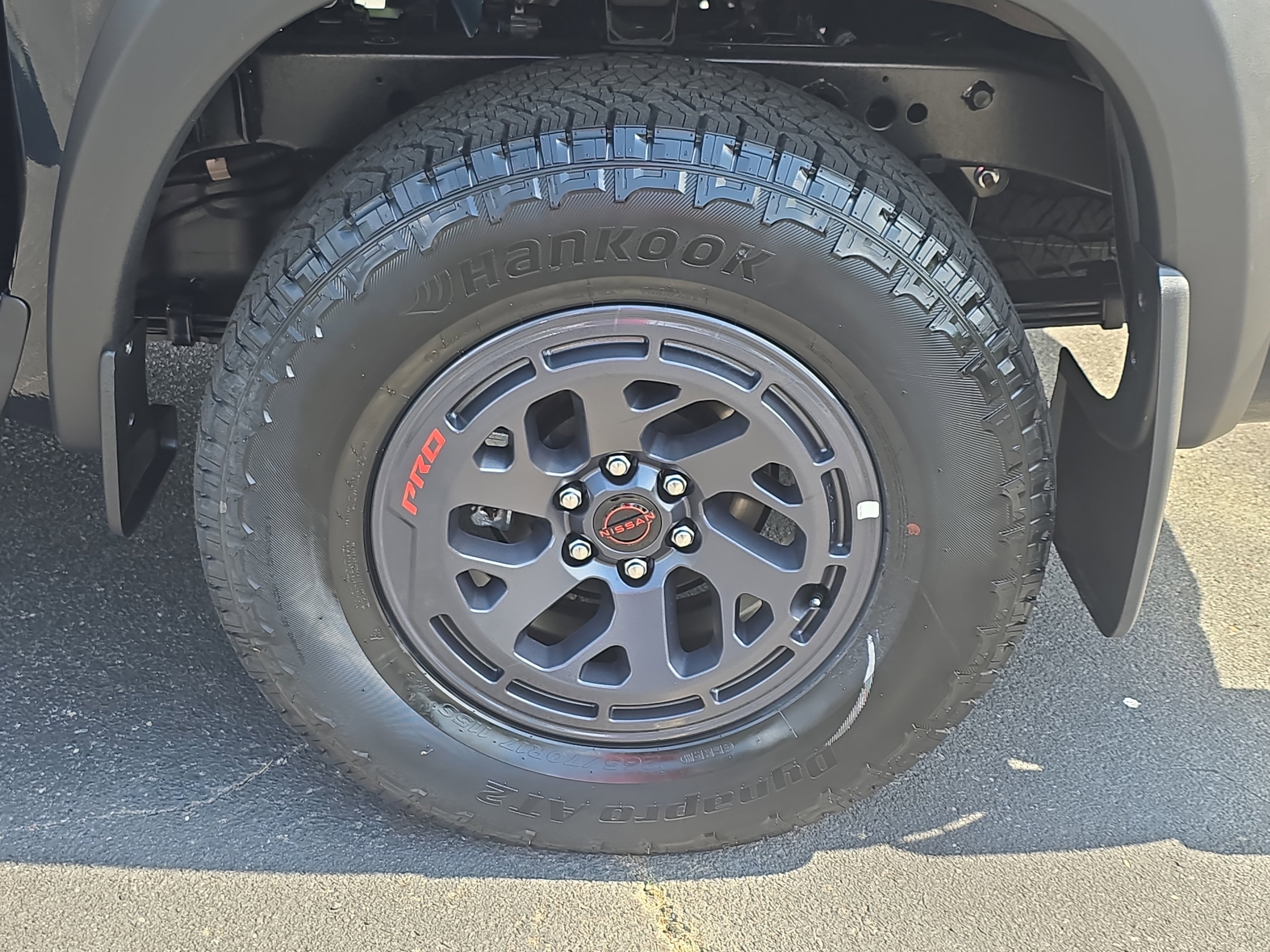 New 2025 Nissan Frontier PRO-4X w/ Interior Protection Package image 30