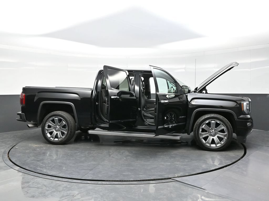 Used 2018 GMC Sierra 1500 Denali w/ Denali Ultimate Package AWD/4WD image 43