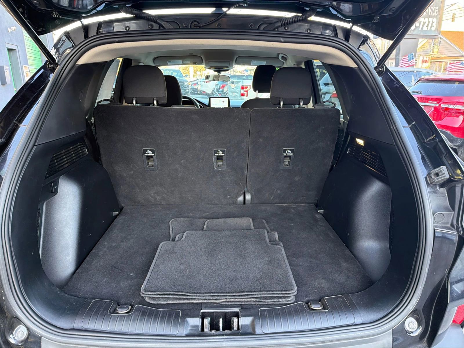 Used 2020 Ford Escape SE image 12