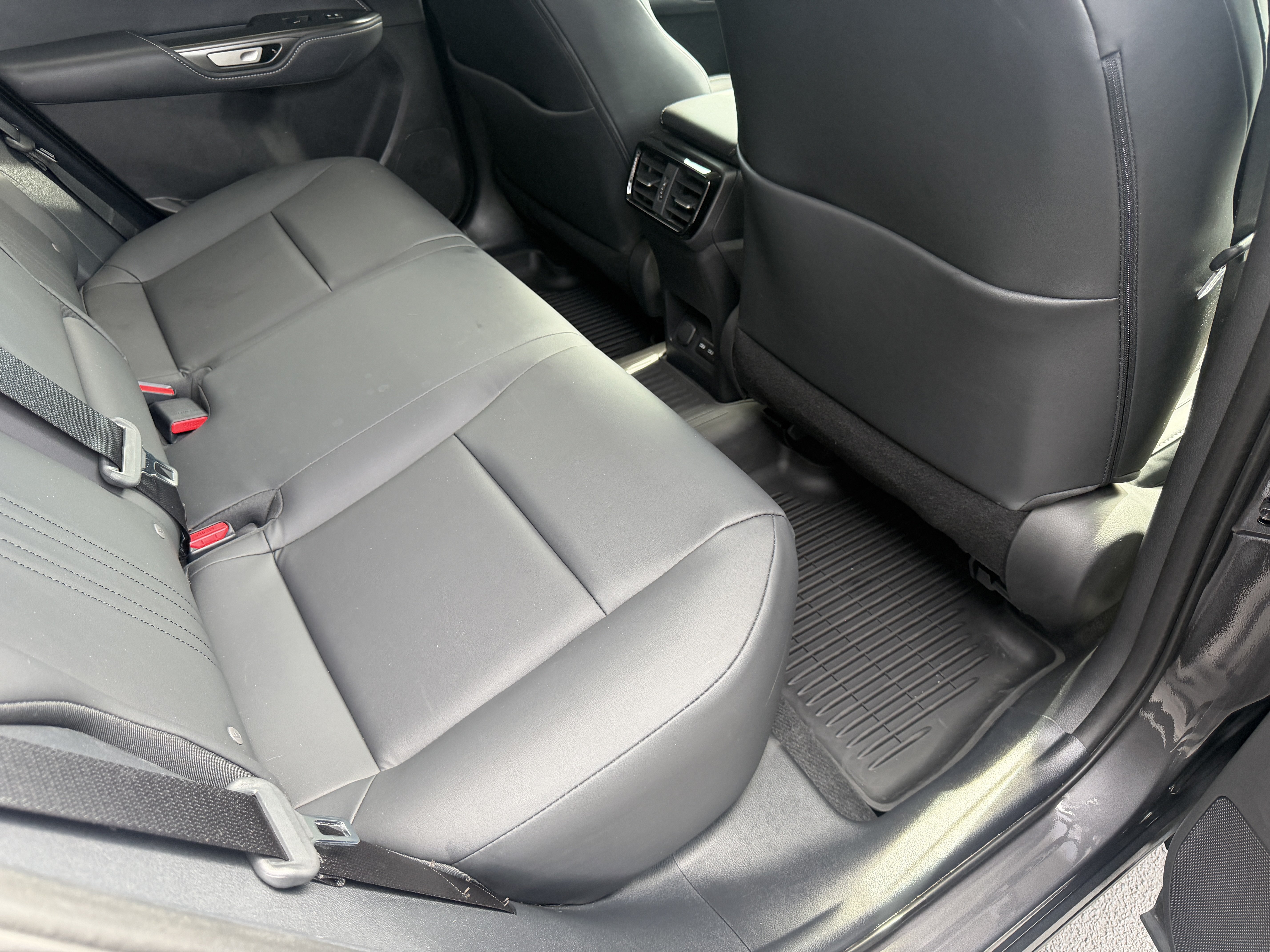 Used 2025 Lexus NX 250 FWD w/ Accessory Package (2T) image 17