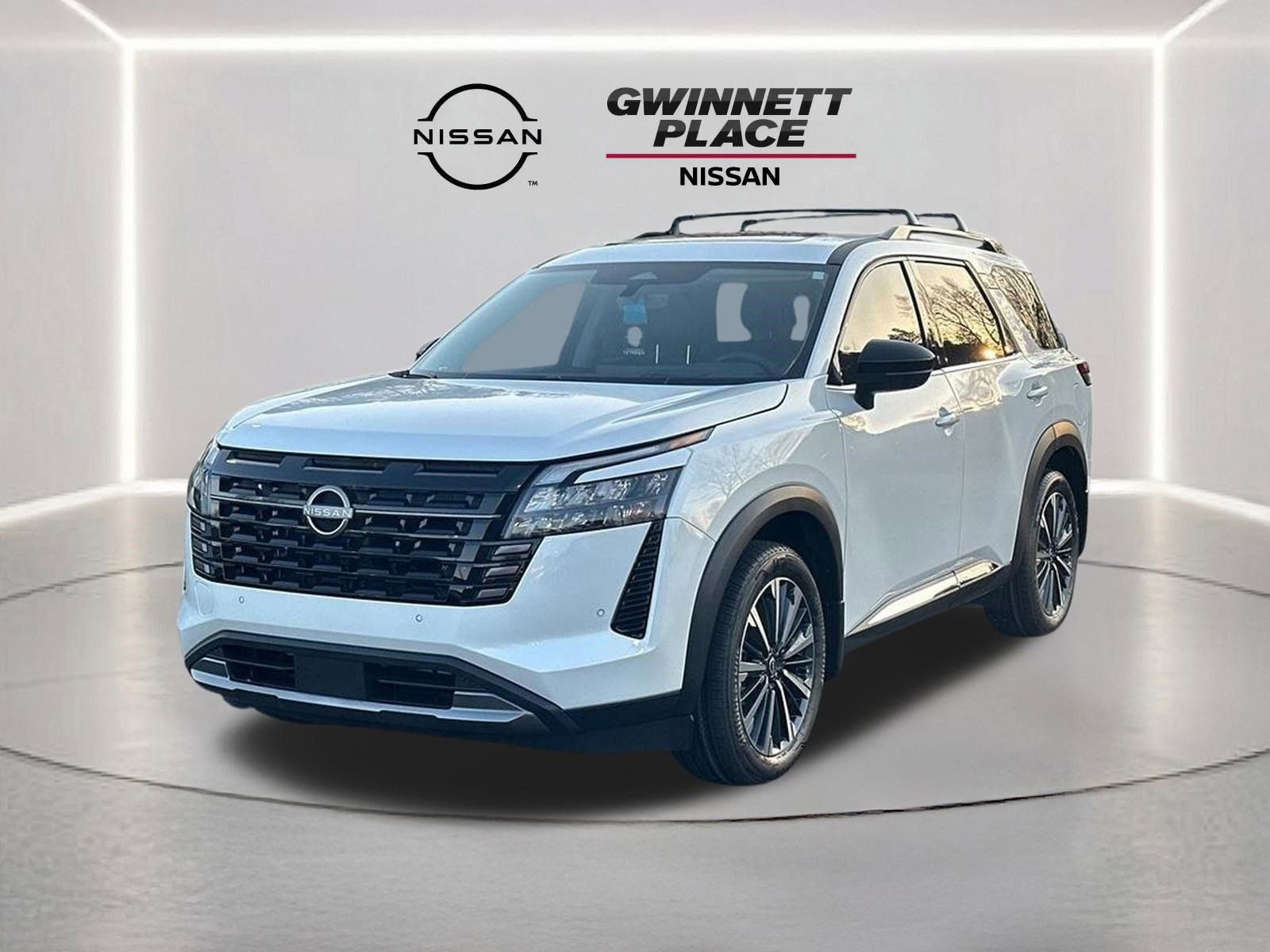 New 2026 Nissan Pathfinder Platinum image 1