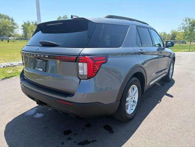 Used 2025 Ford Explorer Active RWD image 7