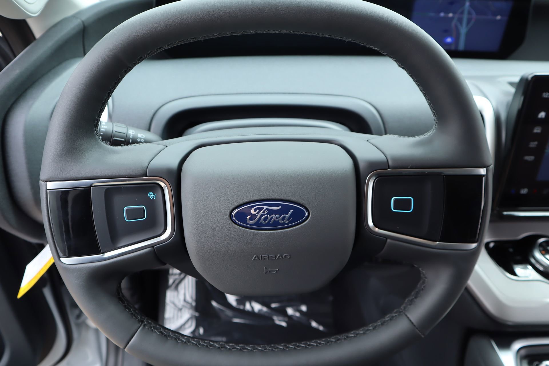 New 2026 Ford Expedition Active AWD/4WD image 3