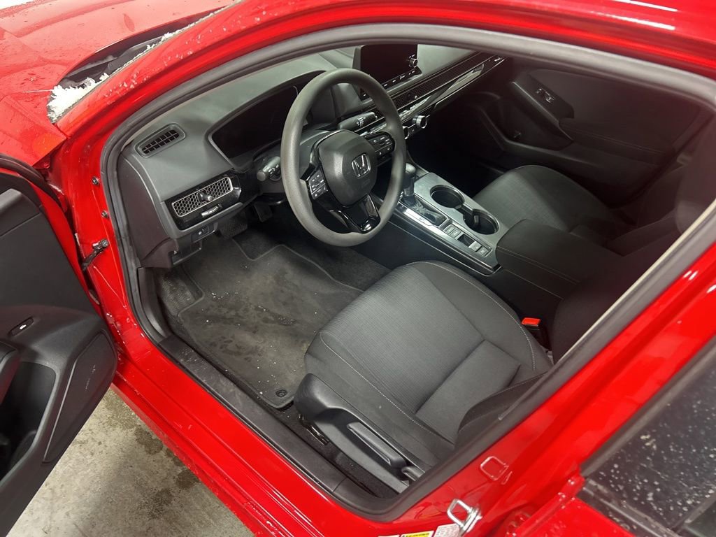 Used 2025 Honda Civic LX image 2