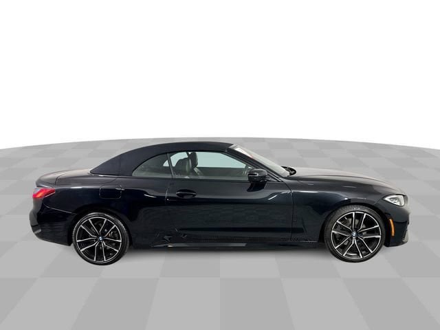 Used 2022 BMW 430i xDrive Convertible w/ M Sport Package image 9
