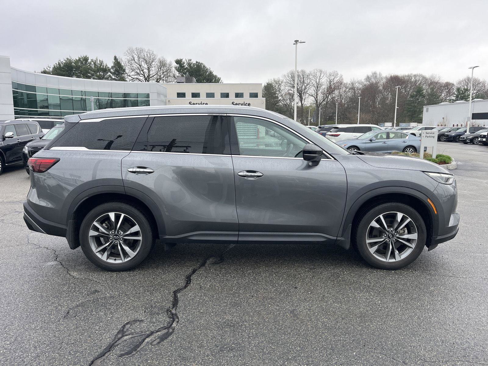 Used 2023 INFINITI QX60 Luxe w/ Cargo Package image 2