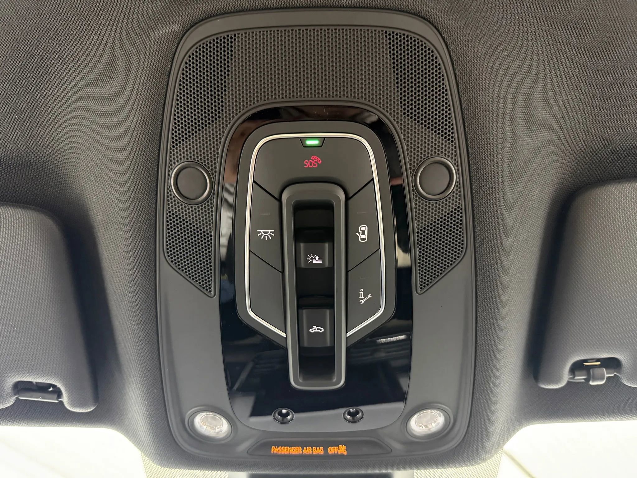 Used 2025 Audi Q5 e Premium Plus w/ Premium Plus Package image 34