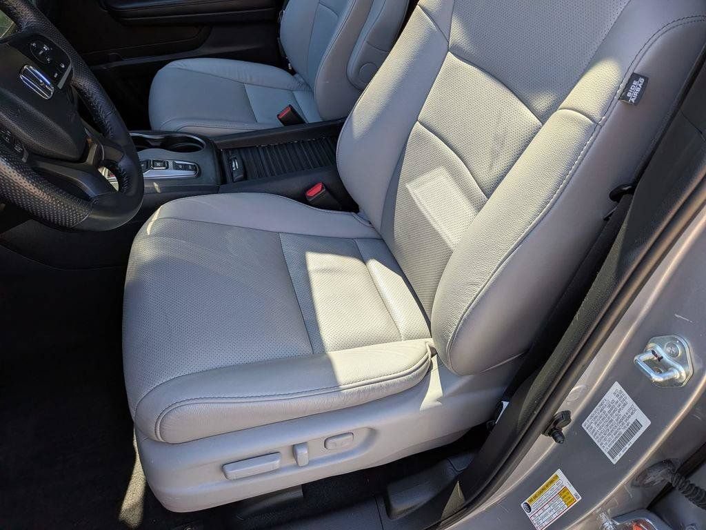 Used 2023 Honda Passport EX-L image 24