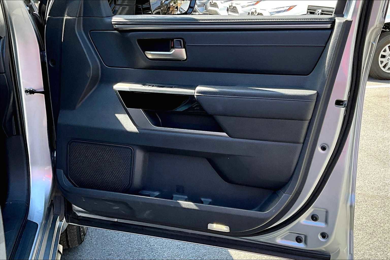 Used 2024 Toyota Tundra Limited image 20