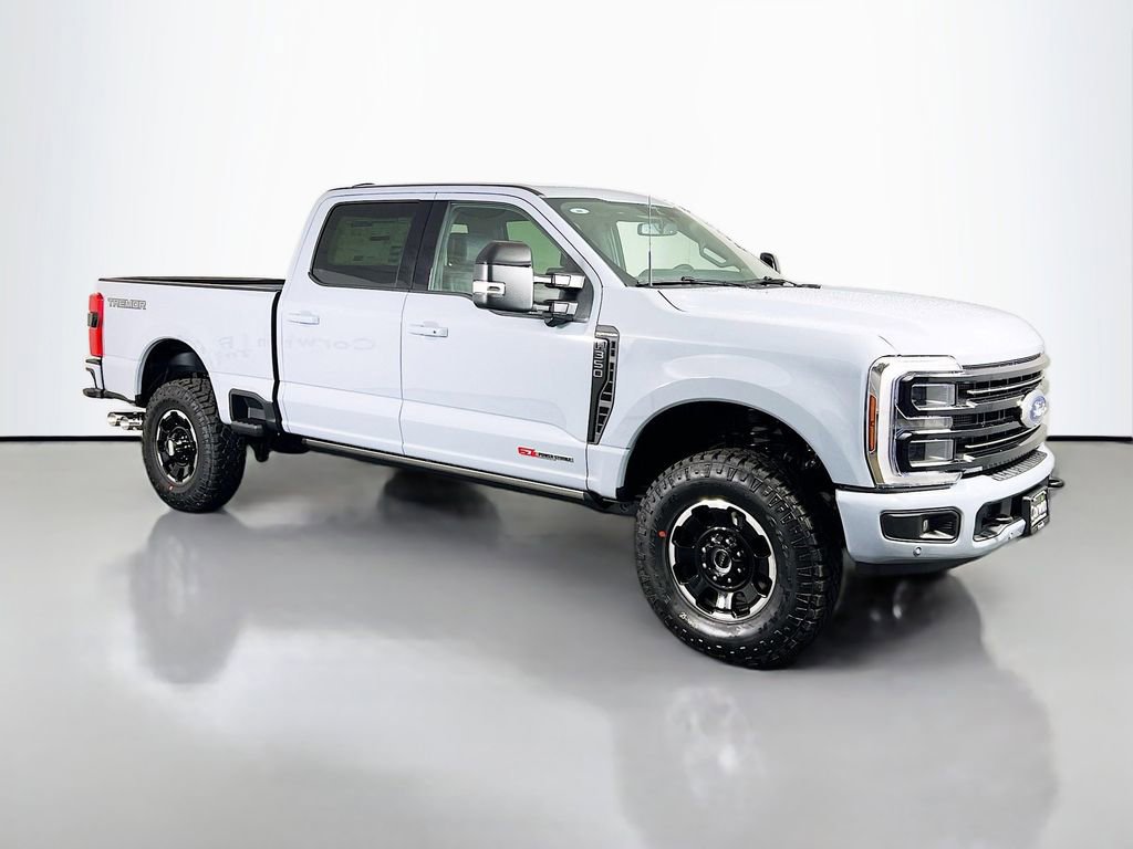 New 2026 Ford F350 Platinum w/ Tremor Off-Road Package