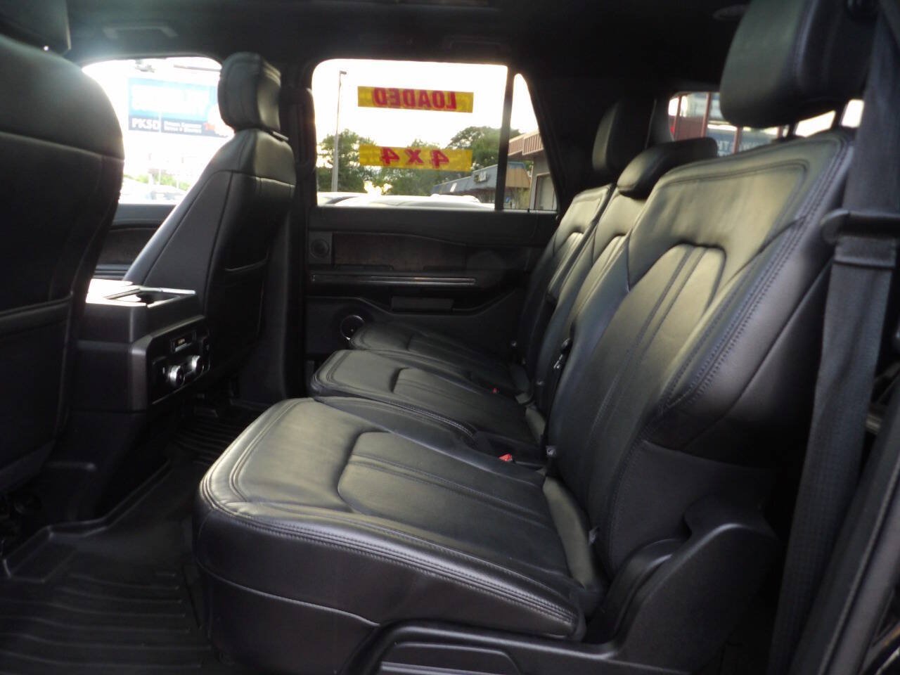 Used 2018 Ford Expedition Max Limited w/ Equipment Group 302A AWD/4WD image 10