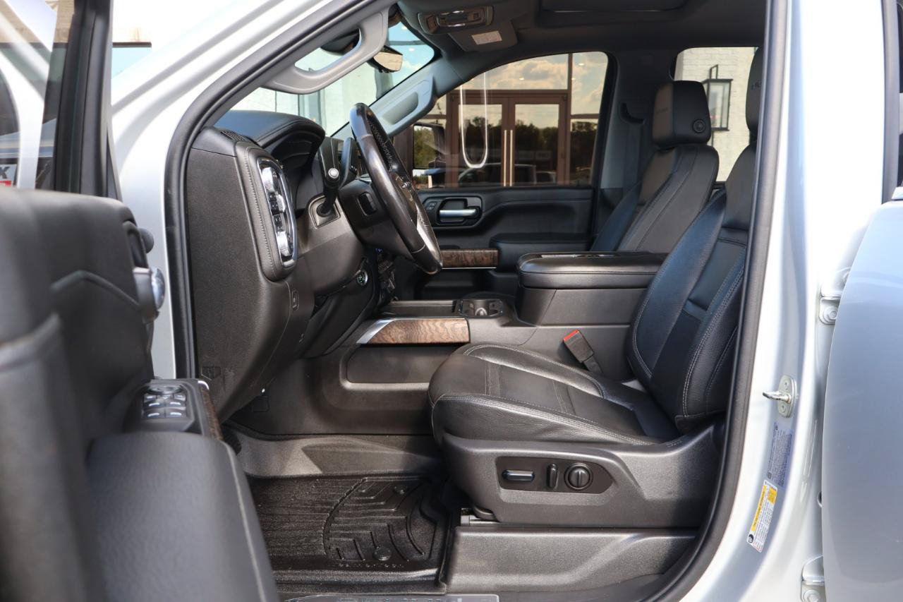 Used 2021 GMC Sierra 3500 Denali w/ Denali Ultimate Package AWD/4WD image 9