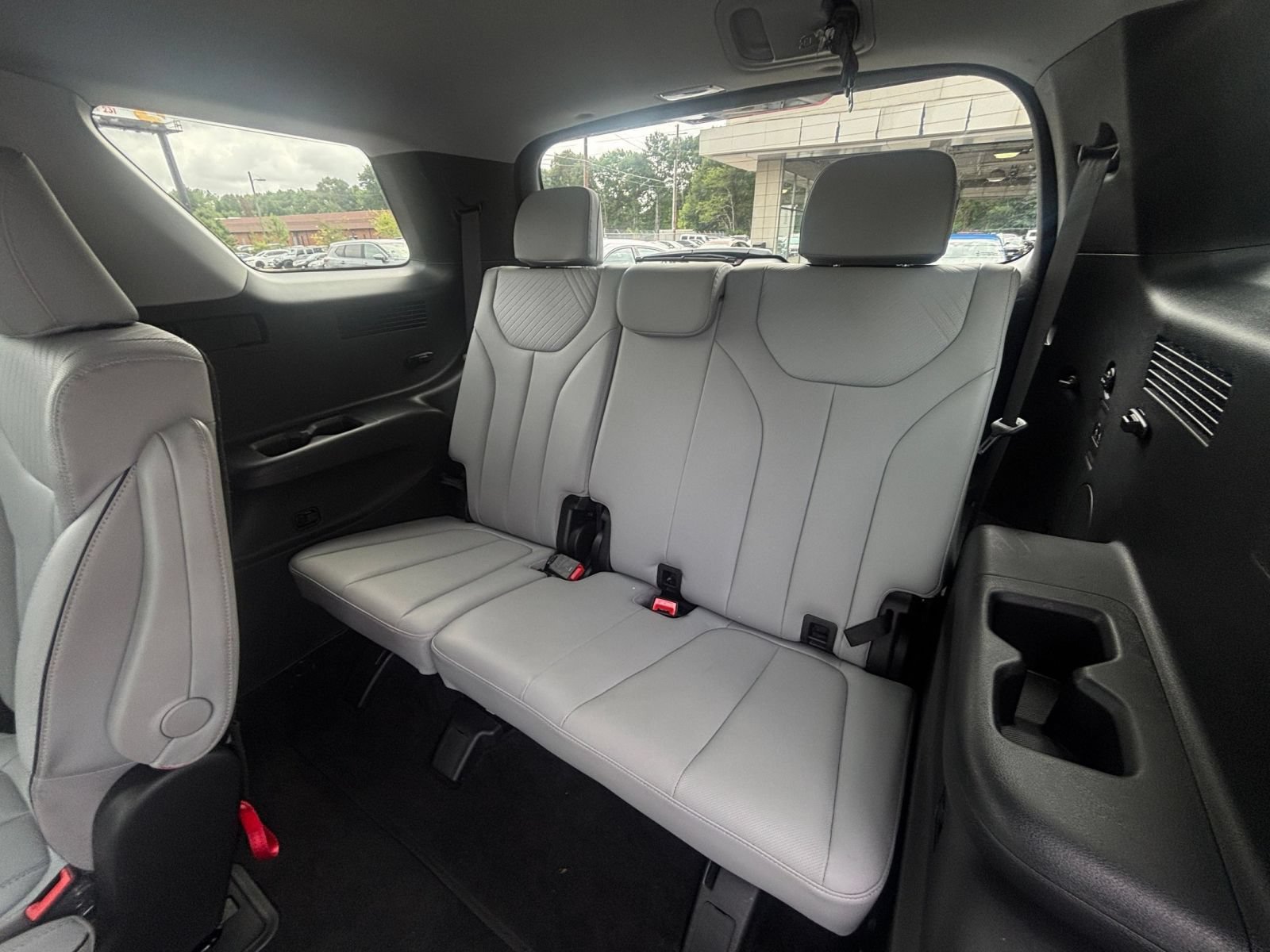 Used 2025 Hyundai Palisade SEL AWD/4WD image 31