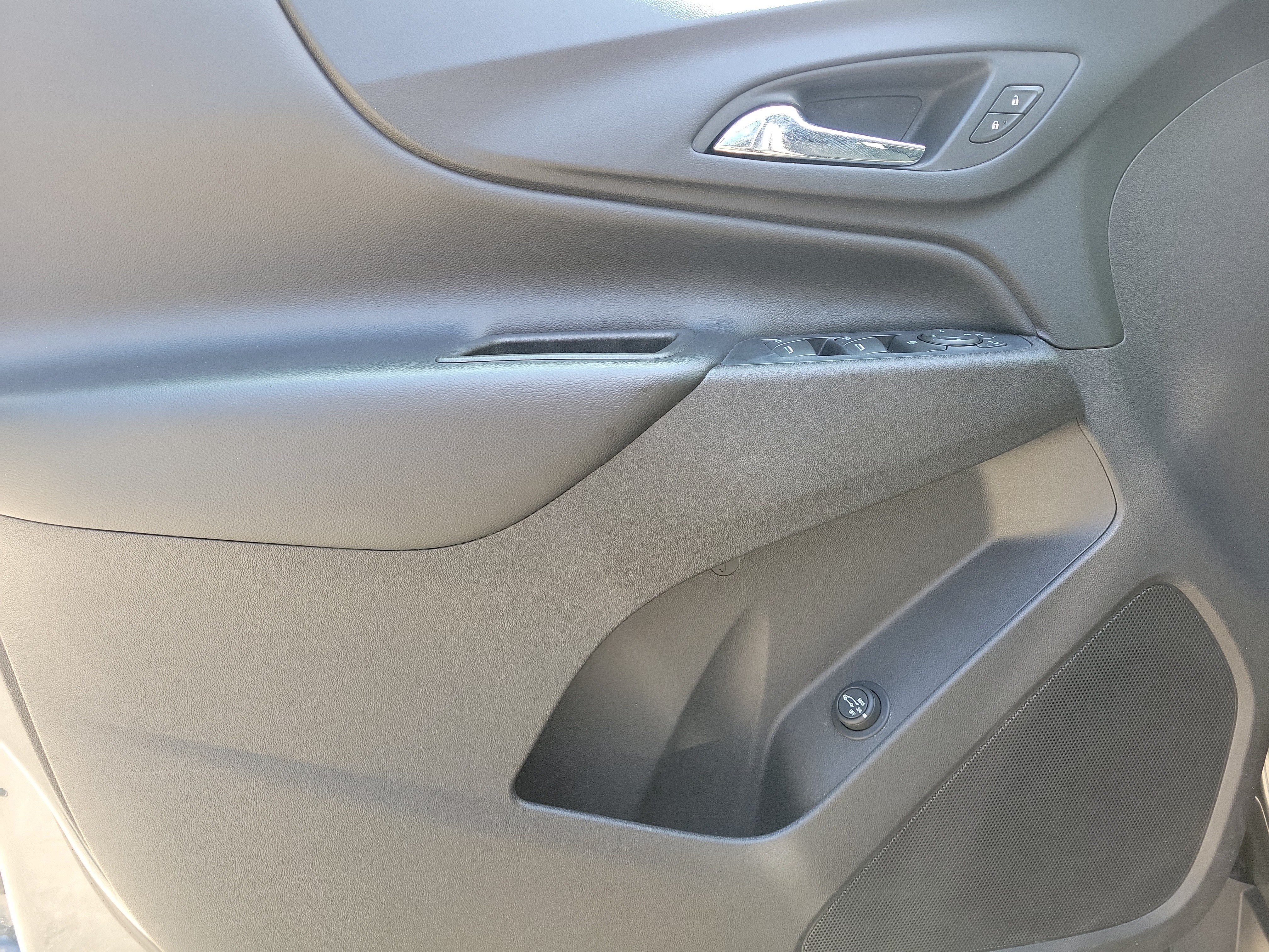 Used 2019 Chevrolet Equinox LT AWD/4WD image 12