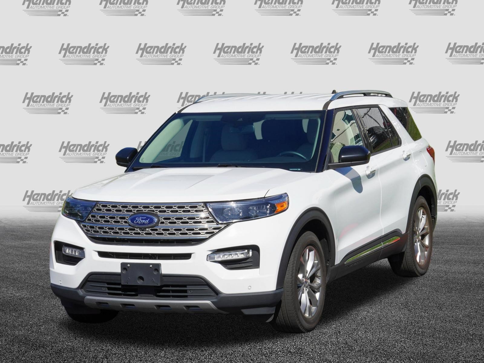 Used 2024 Ford Explorer Limited RWD image 5