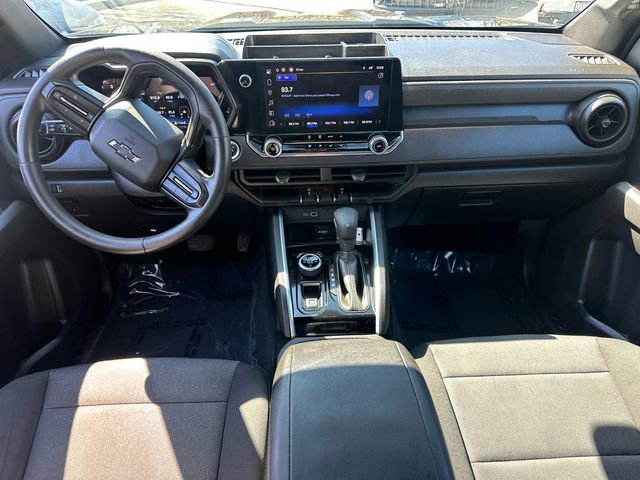 Used 2024 Chevrolet Colorado Trail Boss w/ Technology Package image 18