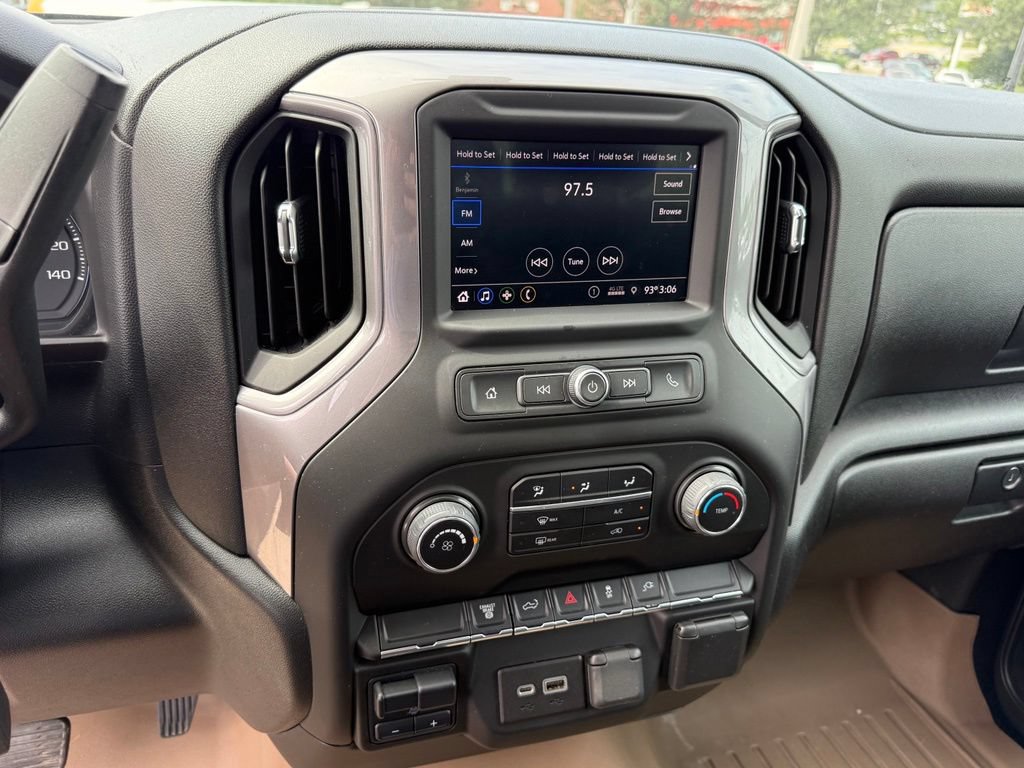 Used 2022 Chevrolet Silverado 2500 Custom w/ Custom Value Package AWD/4WD image 20