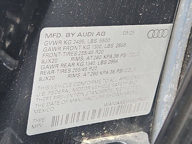 Certified 2025 Audi Q5 Premium AWD/4WD image 30