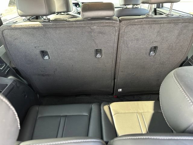 Used 2025 Kia Sorento S AWD/4WD image 12