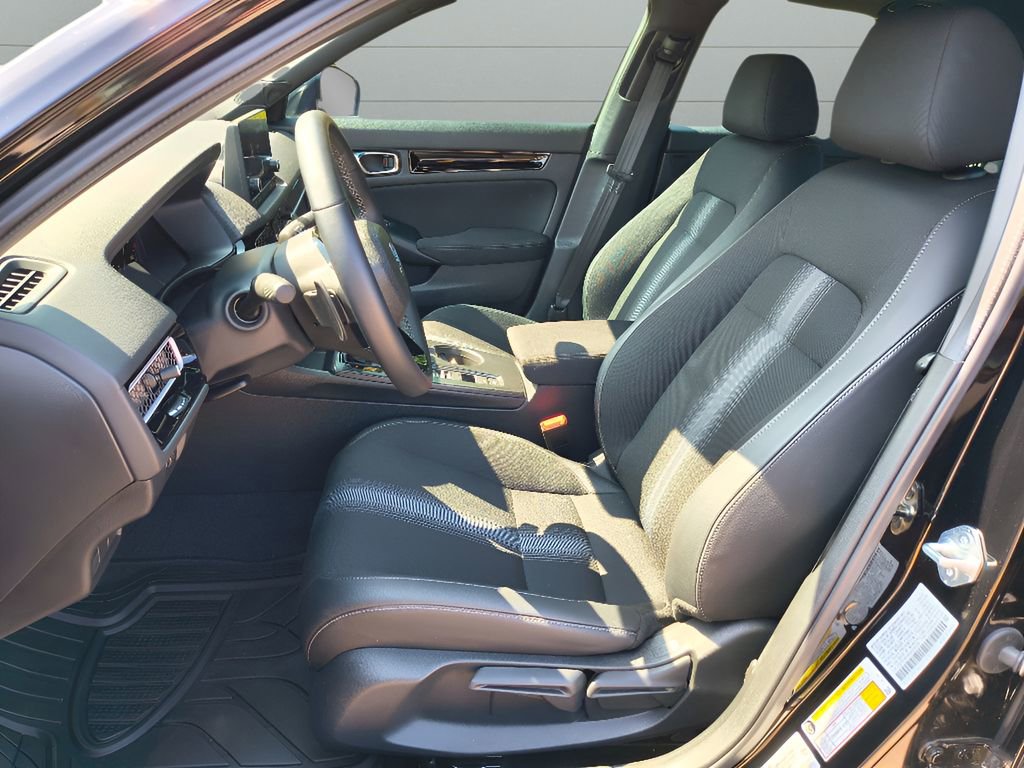 Used 2025 Honda Civic Sport image 14