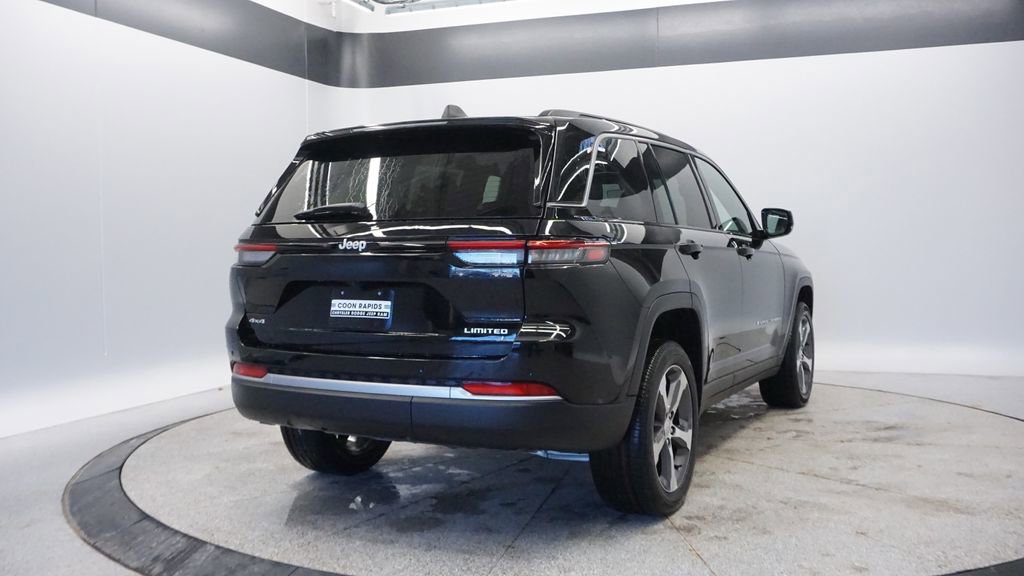 New 2026 Jeep Grand Cherokee Limited w/ Trailer Tow Package AWD/4WD image 6