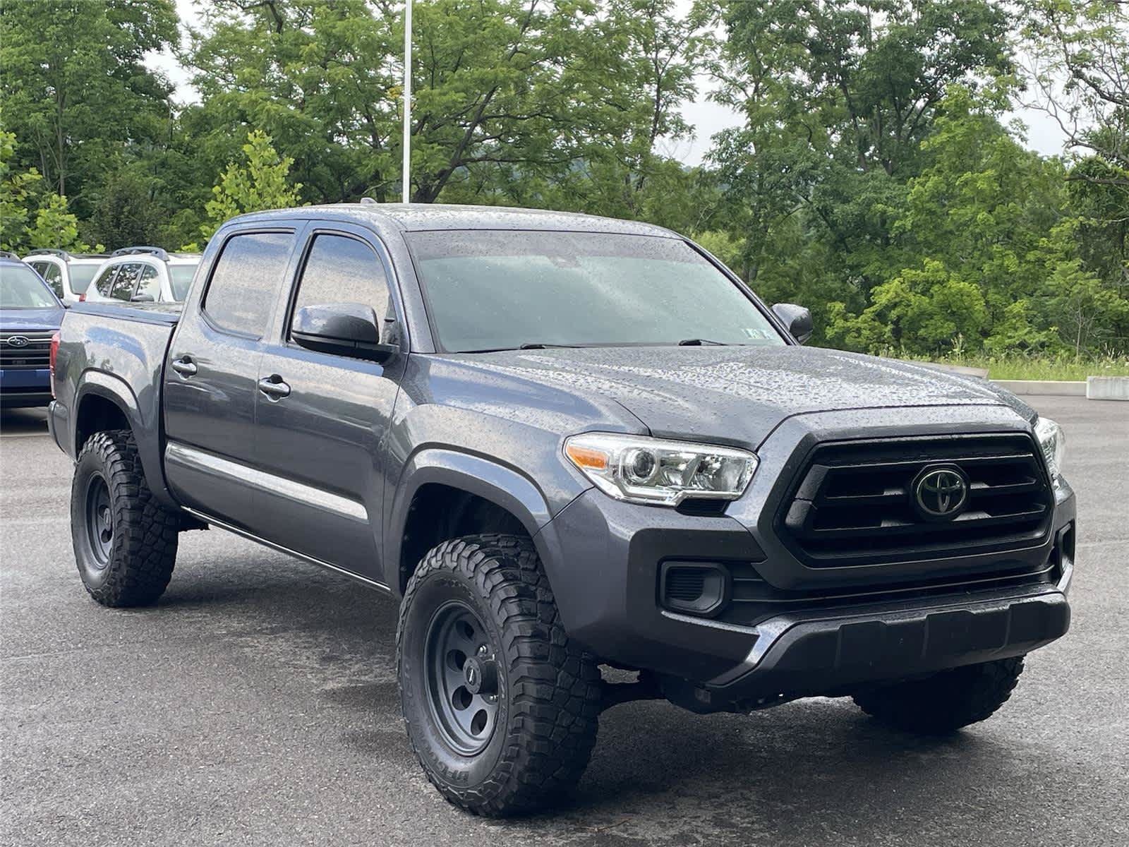 Used 2021 Toyota Tacoma SR AWD/4WD image 4