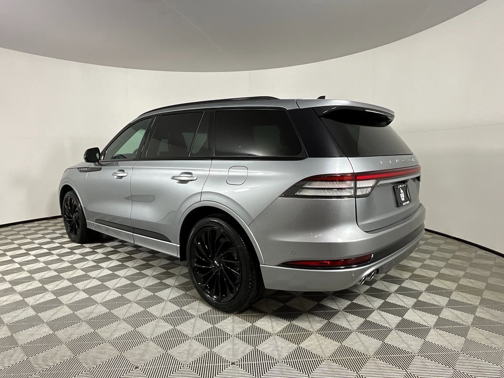 Certified 2024 Lincoln Aviator Reserve w/ Equipment Group 201A image 3