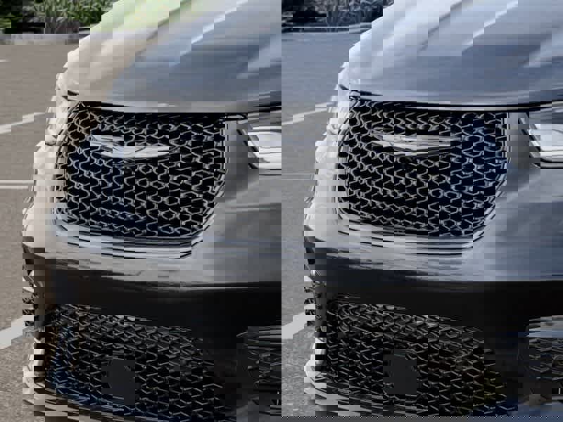 New 2026 Chrysler Pacifica Limited w/ S Appearance Package image 11