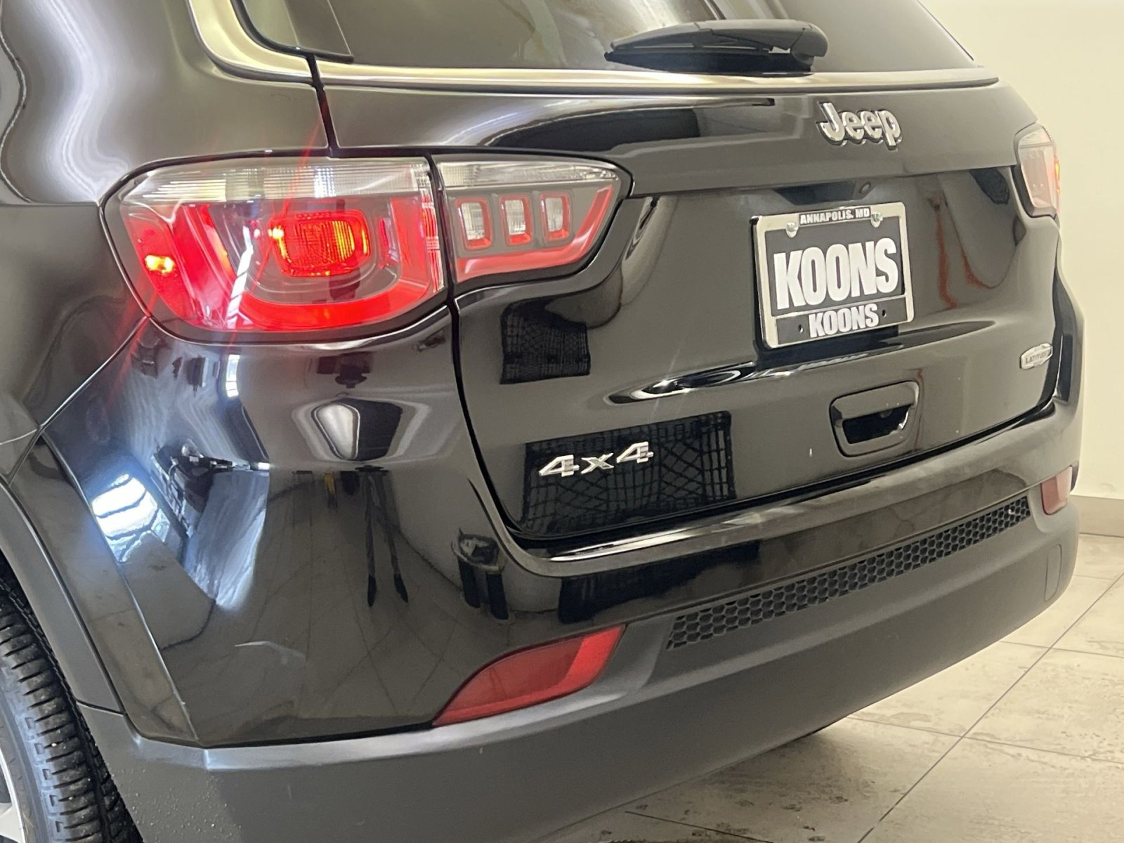 Used 2024 Jeep Compass Latitude image 26