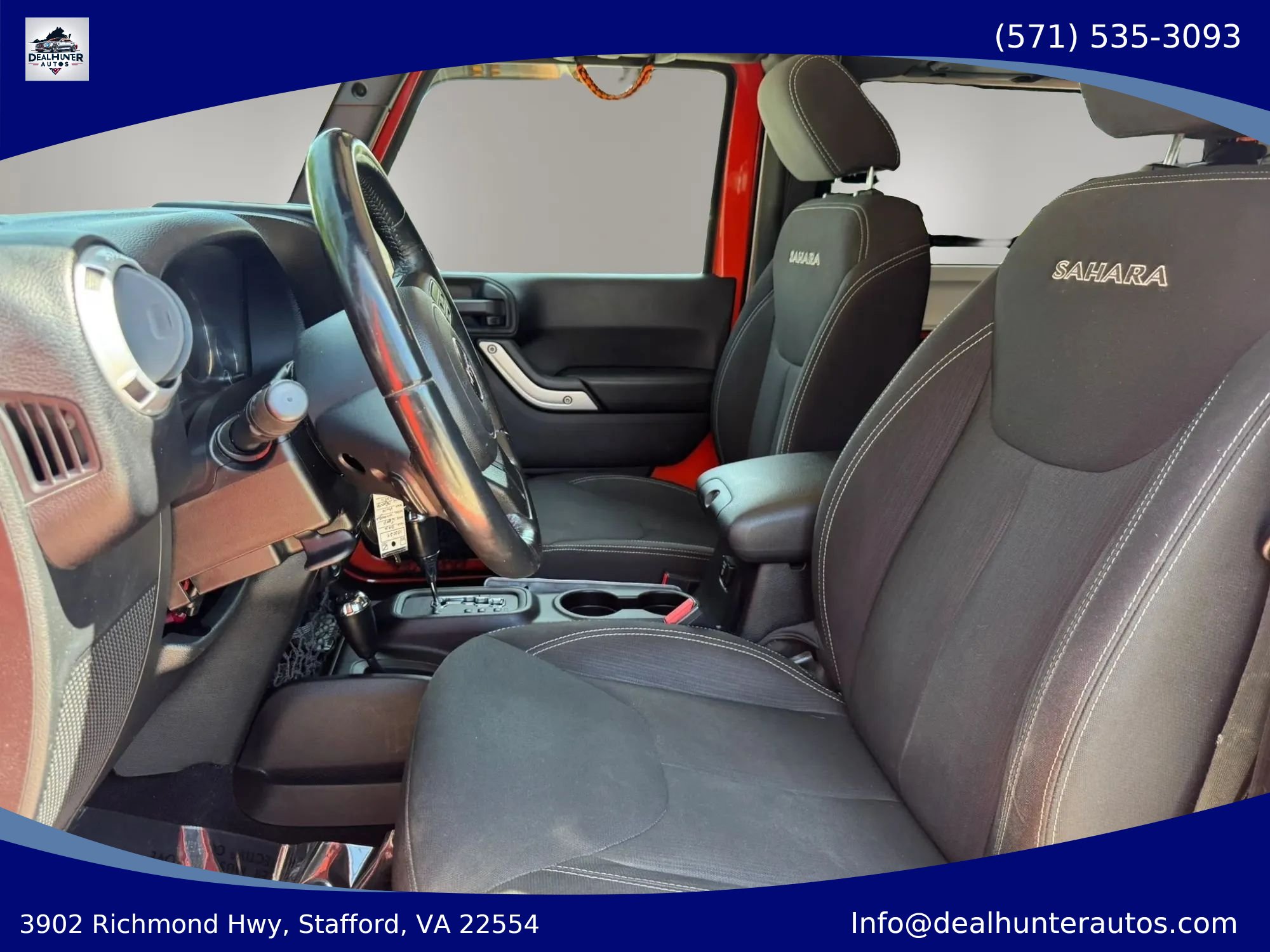 Used 2016 Jeep Wrangler Sahara w/ Connectivity Group AWD/4WD image 15
