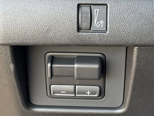 New 2025 GMC Canyon Elevation w/ Convenience Package image 21