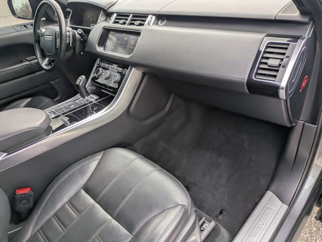 Used 2017 Land Rover Range Rover Sport HSE Dynamic image 19